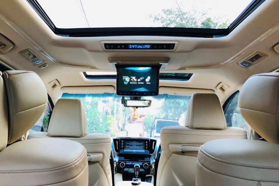 Toyota Alphard Transformer
