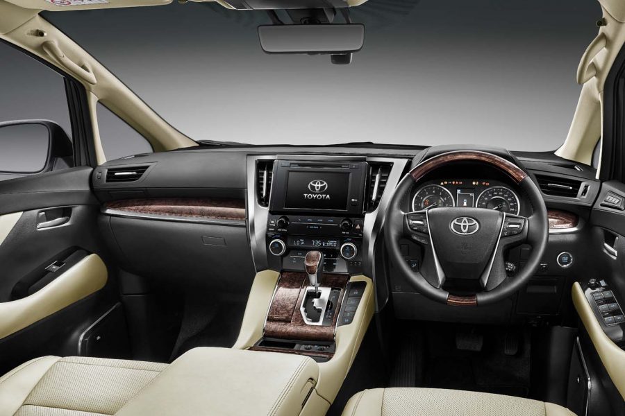 Toyota Alphard Standard