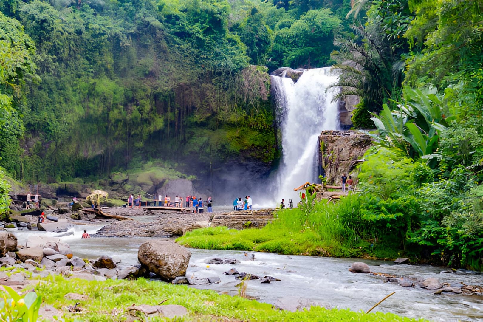Tegenungan Waterfall